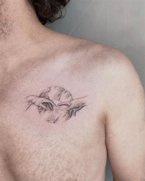 diseos tatuajes en el pecho para hombres|Tatuaje en el pecho para hombre: claves e ideas